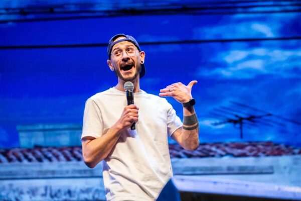 Marcito Castro se apresenta em Cachoeirinha no Quinta Comedy